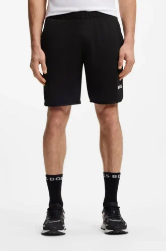 Active Stretch-Shorts aus schnell trocknendem Material