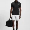 Aktiv feuchtigkeitsregulierendes Slim-Fit-Poloshirt aus Stretch-Piqué