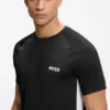 Aktives, schnell trocknendes Slim-Fit-T-Shirt mit Vier-Wege-Stretch
