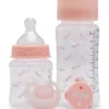 Babyset mit Schnuller, Schnullerkette und zwei Flaschen Babyset mit Schnuller, Schnullerkette und zwei Flaschen