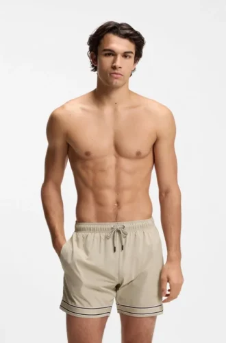 Badeshorts mit Kordelzug aus Stretchstoff mit Bandbesatz