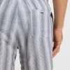 Badeshorts mit Logo-Applikation und Streifen