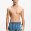Badeshorts mit vertikalem Logo-Print