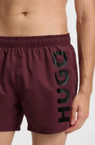 Badeshorts mit vertikalem Logo-Print