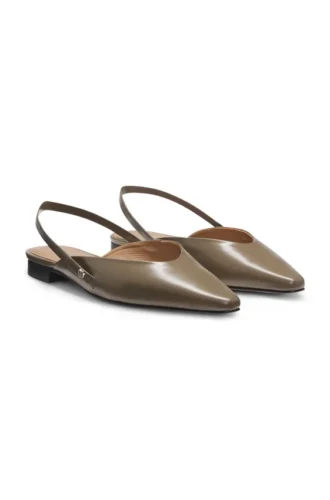 Ballerina-Pumps mit Fersenriemen aus Leder