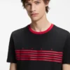 Baumwoll-T-Shirt mit aufgedruckten Streifen