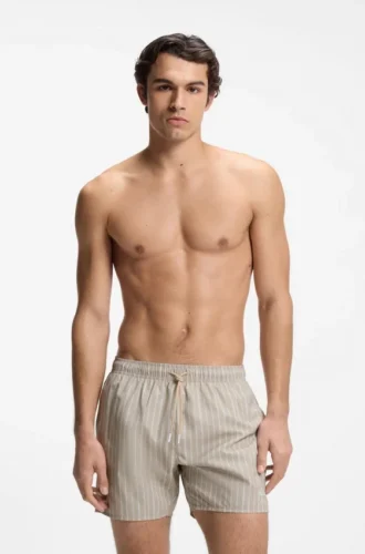 Bedruckte Badeshorts aus schnell trocknendem Material