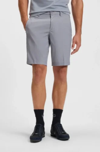 Bügelbare Shorts mit wasserabweisender Ausrüstung