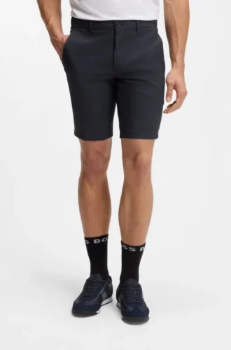Bügelbare Shorts mit wasserabweisender Ausrüstung