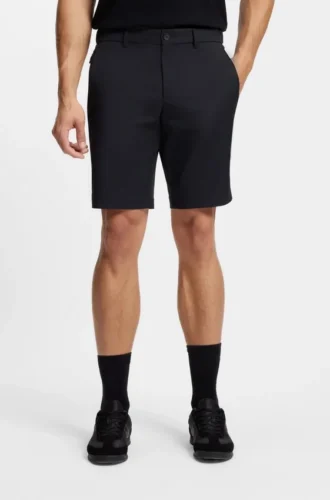 Bügelleichte Shorts mit wasserabweisender Ausrüstung