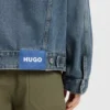 Blaue Jacke in lockerer Passform aus festem Denim