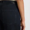 Blaue-schwarze Barrel-Leg-Jeans aus weichem Denim