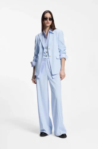Blazer in Regular-Fit mit goldfarbenen Knöpfen