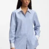 Bluse in Oversize-Passform mit übereinanderliegenden Logos