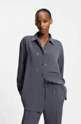 Bluse in Oversize-Passform mit übereinanderliegenden Logos
