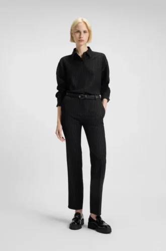 Bluse in Oversize-Passform mit Nadelstreifen