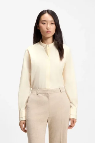 Bluse in Regular-Fit aus Baumwollpopeline mit verdeckter Knopfleiste