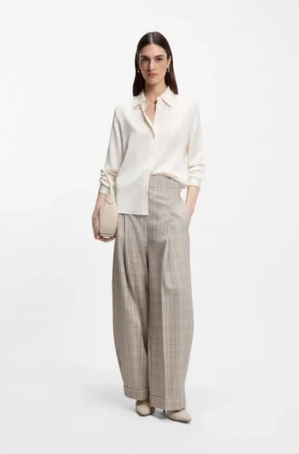 Bluse in Regular-Fit aus Stretch-Seide