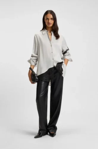Bluse in Regular-Fit mit Spitzendetails