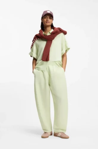 Bluse in Regular-Fit mit umgeschlagenen Ärmelbündchen