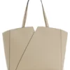 BOSS REVERS Tote-Tasche aus Leder mit Gürteldetail