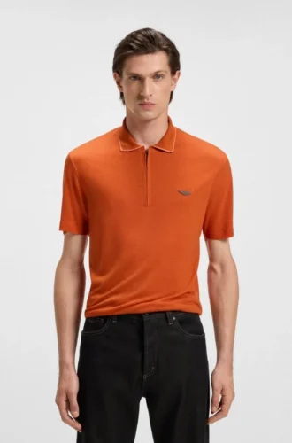 BOSS x ASTON MARTIN Poloshirt mit Nubuk-Logo