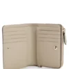 Brieftasche aus genarbtem Leder mit metallischem Logo-Schriftzug