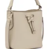 Bucket Bag aus Leder mit Logo-Schriftzug