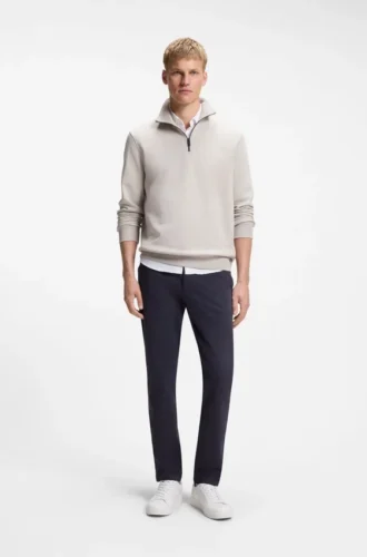 Chinos in Tapered-Fit aus strukturierter Baumwolle