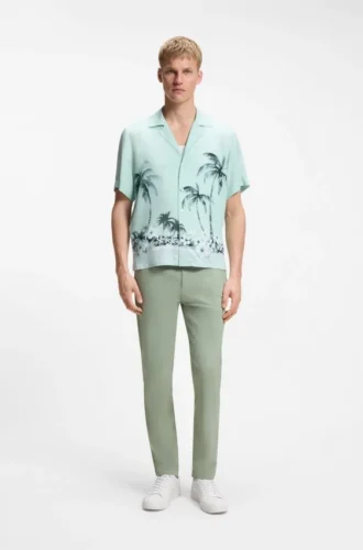 Chinos in Tapered-Fit aus strukturierter Baumwolle