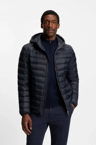 Daunenjacke mit wasserabweisender Ausrüstung