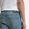 Delaware Slim-Fit-Jeans aus blauem Comfort-Stretch-Denim