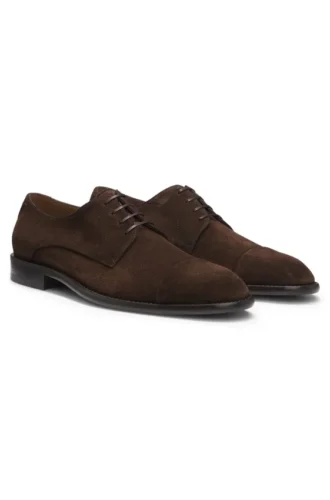 Derby-Schuhe aus Wildleder mit Zehenkappe