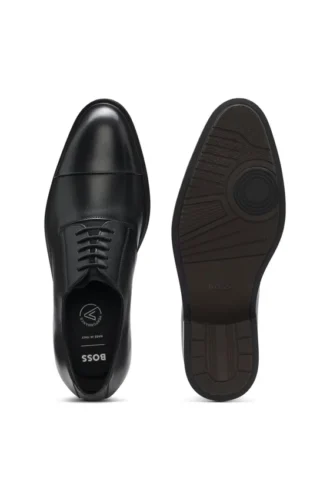 Derby-Schuhe mit Zehenkappe aus Leder