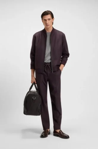 Gebürstete, konisch geschnittene Hose aus Stretch-Flanell