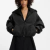 Gepolsterte Bomberjacke aus Satin