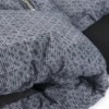 Gepolsterte Kinderjacke mit durchgehendem Karomuster und Monogrammen