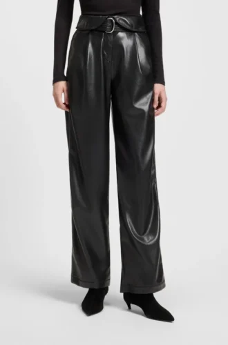 Gerade geschnittene Hose aus Kunstleder