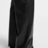 Gerade geschnittene Hose aus Kunstleder