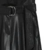 Gerade geschnittene Hose aus Kunstleder Gerade geschnittene Hose aus Kunstleder