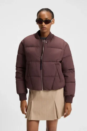 Gesteppte Jacke mit wasserabweisender Ausrüstung