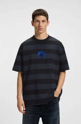 Gestreiftes Baumwoll-T-Shirt mit Happy HUGO-Logo