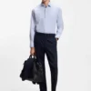 Gestreiftes Hemd in Regular-Fit aus Performance-Stretch-Material