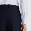 Gestreiftes Slim-Fit-Hemd aus Performance-Stretch-Material Gestreiftes Slim-Fit-Hemd aus Performance-Stretch-Material