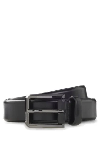 Glatter Ledergürtel mit gravierter Schnalle in Gunmetal