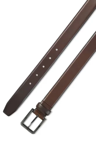 Glatter Ledergürtel mit gravierter Schnalle in Gunmetal