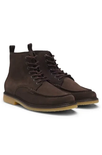 Halbstiefel aus Wildleder mit Kreppsohle