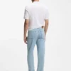 Hellblaue Jeans aus komfortablem Stretch-Denim