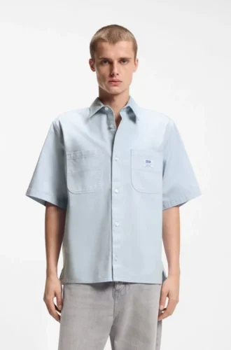 Hemd in Oversize-Passform aus Slub-Baumwolle mit aufgesetzten Taschen