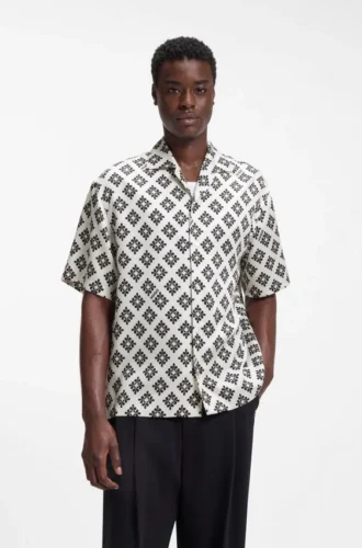 Hemd in Oversize-Passform mit auffälligem Print